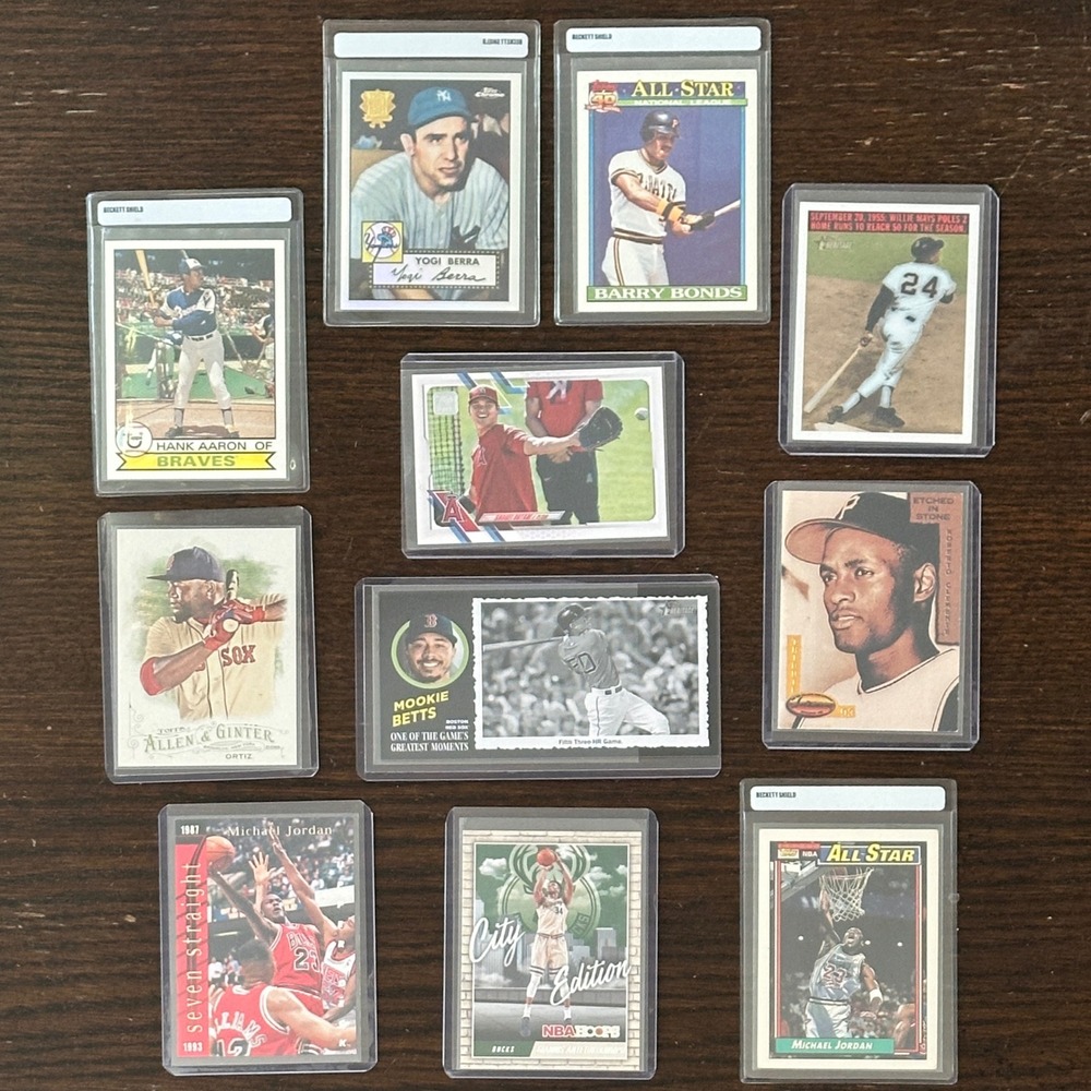 11 premium Sports Card Michael Jordan Shohei Ohtani Yogi Berra Hank Aaron Topps